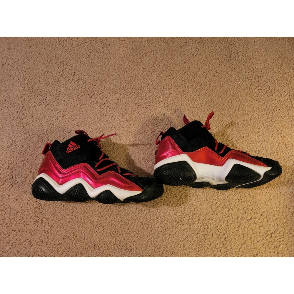 Adidas black and red shoes - Picture 2 of 3